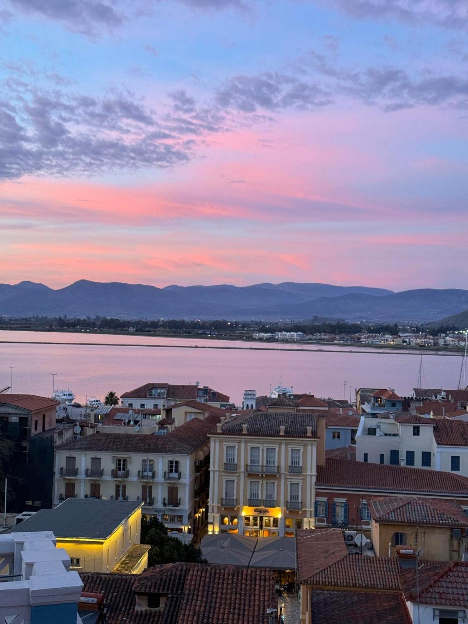 S&F Luxury Apartment Nafplio Exterior foto